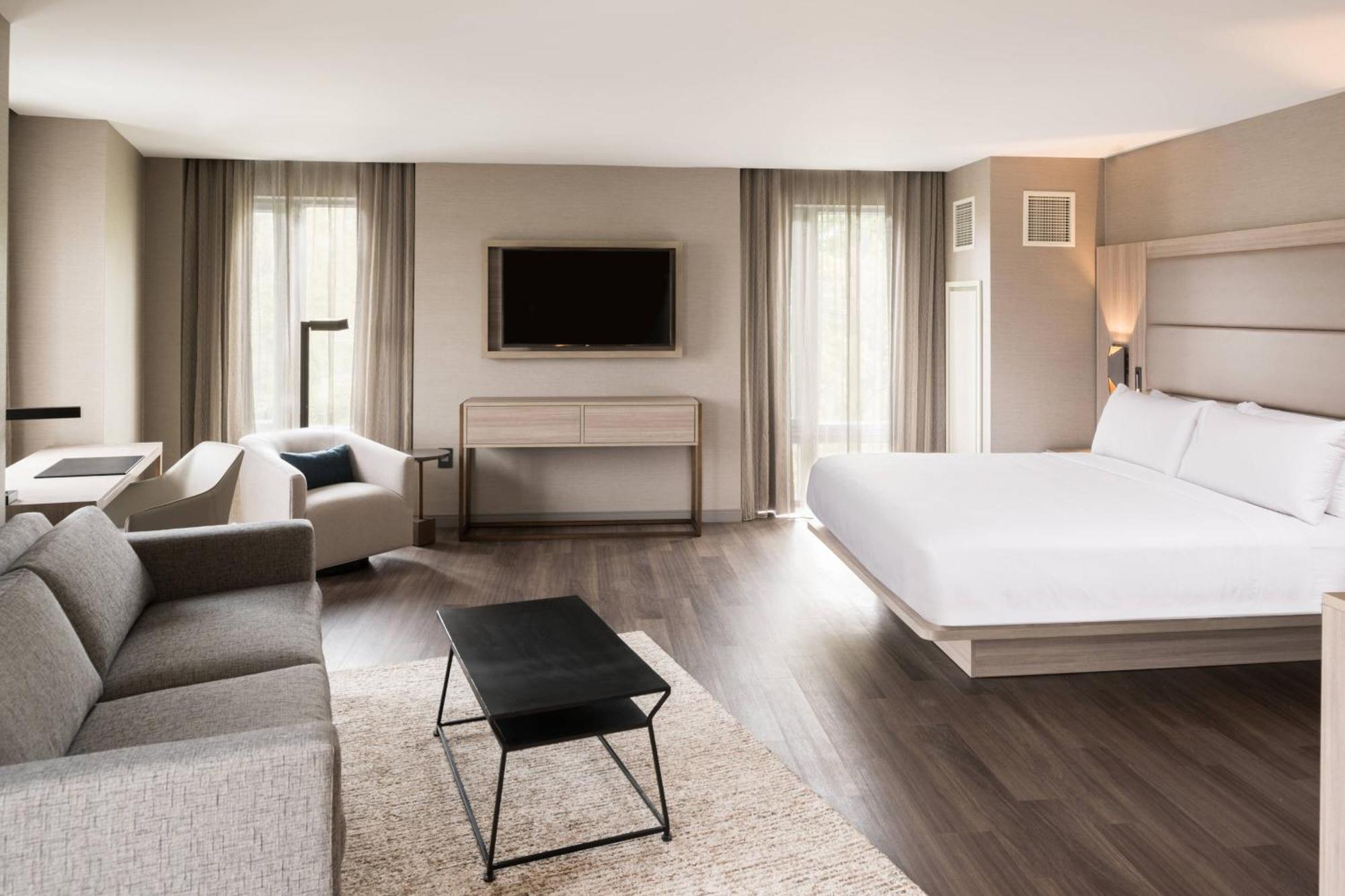 Ac Hotel By Marriott Boston Cleveland Circle Exterior foto